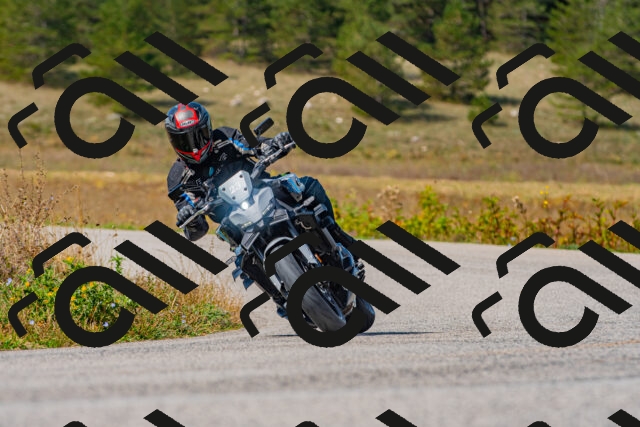 20250914113710_-R023756_r2