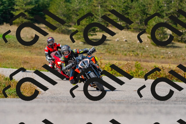 20250914114052_-R023778_r2