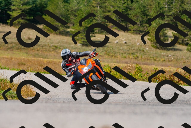 20250914114654_-R023854_r2