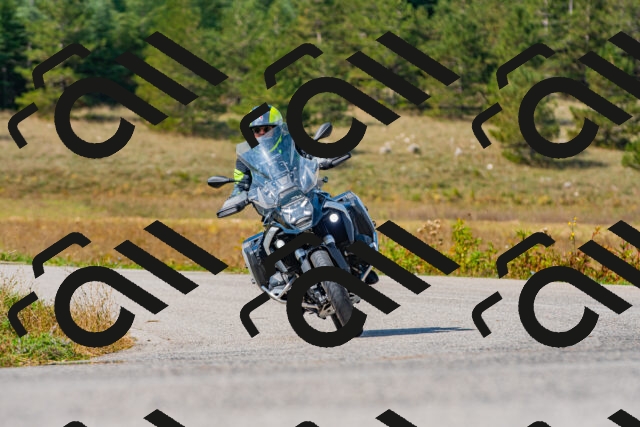 20250914114839_-R023918_r2