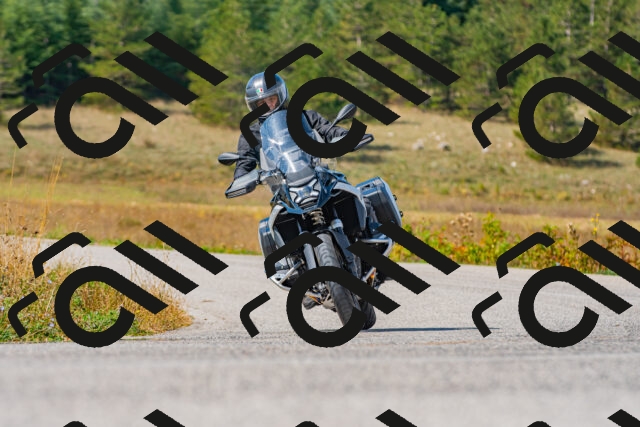 20250914114857_-R023933_r2