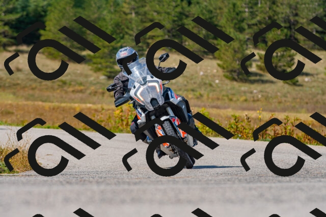 20250914114902_-R023938_r2