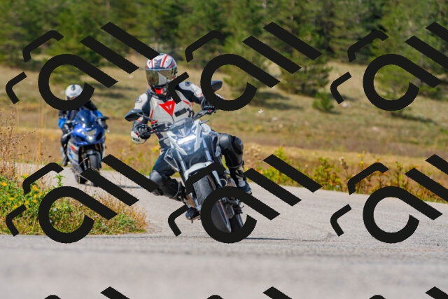 20250914121230_-R024106_r2