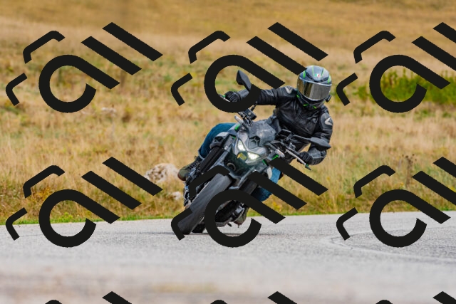 20250914140958_-R024700_r2