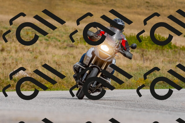 20250914141000_-R024703_r2