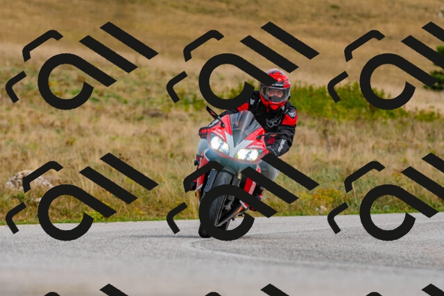 20250914141028_-R024709_r2