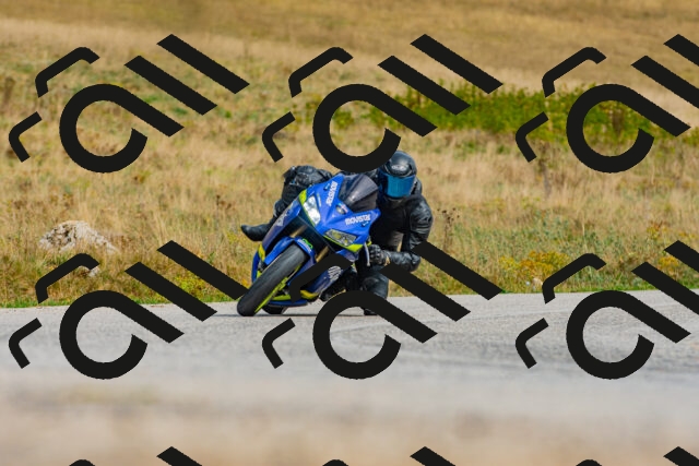 20250914141857_-R024738_r2