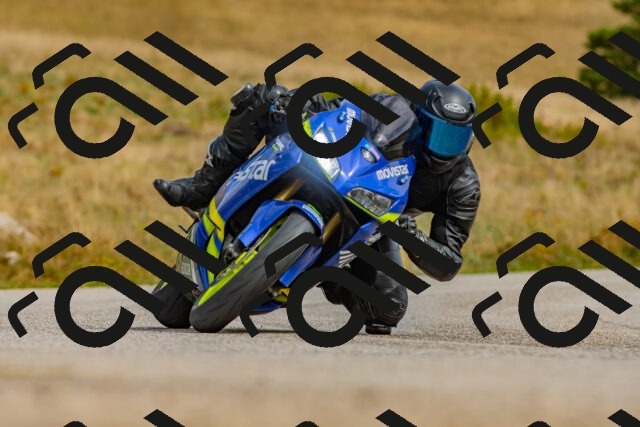 20250914141858_-R024741_r2