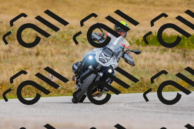 20250914142112_-R024780_r2