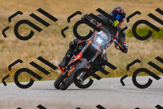 20250914142119_-R024791_r2