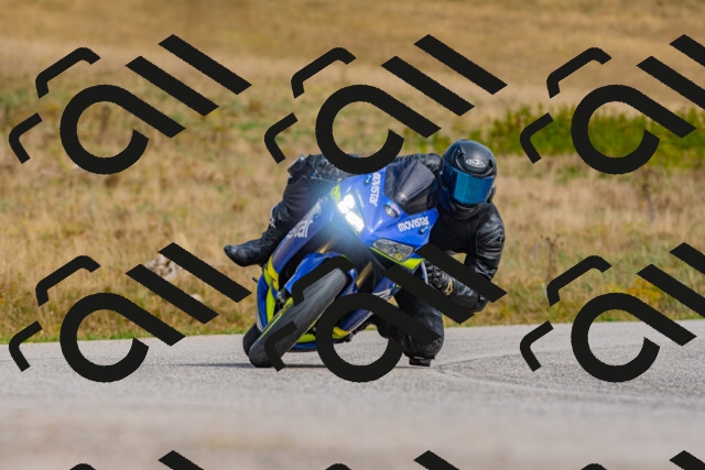 20250914142211_-R024796_r2