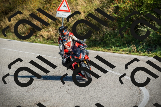 202509131045-DSC01760_c1_