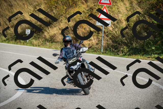 202509131050-DSC01811_c1_