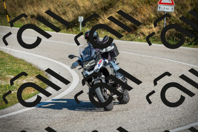 202509131050-DSC01812_c1_