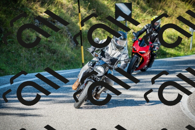 202509131054-DSC01878_c1_