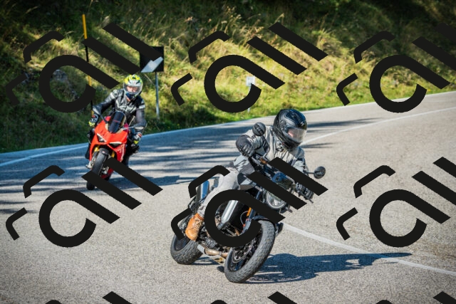 202509131054-DSC01879_c1_