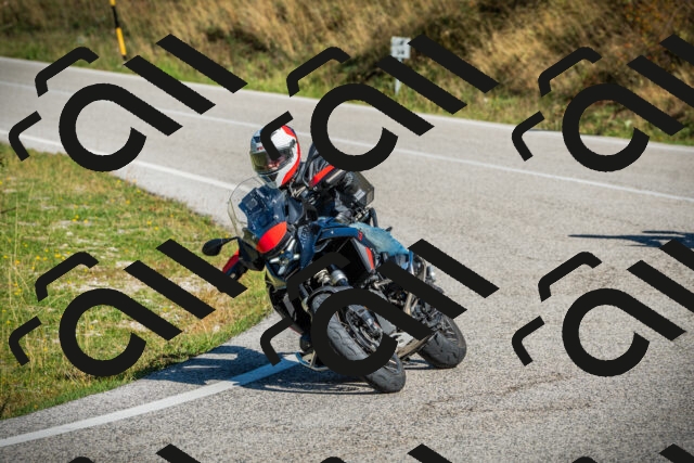 202509131059-DSC01915_c1_