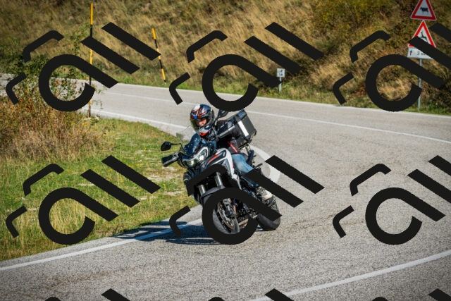 202509131100-DSC01945_c1_