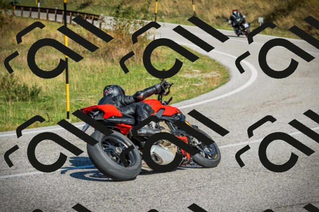 202509131128-DSC02470_c1_