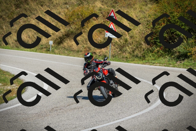 202509131158-DSC03085_c1_