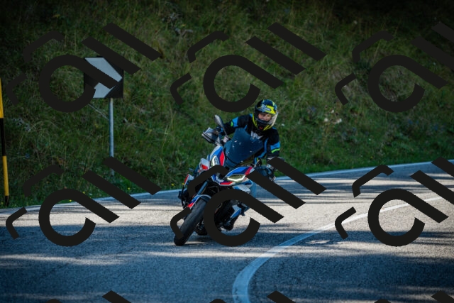 202509131200-DSC03105_c1_