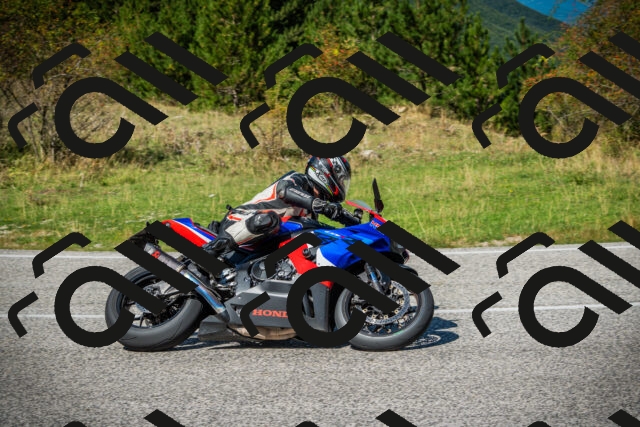 202509131240-DSC03732_c1_