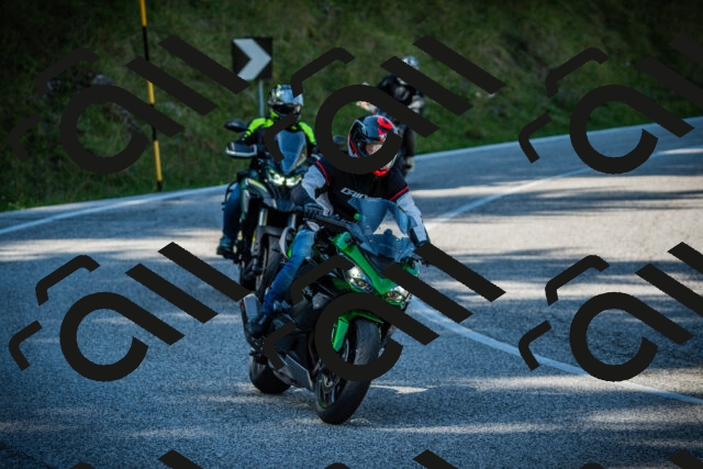 202509131250-DSC03879_c1_