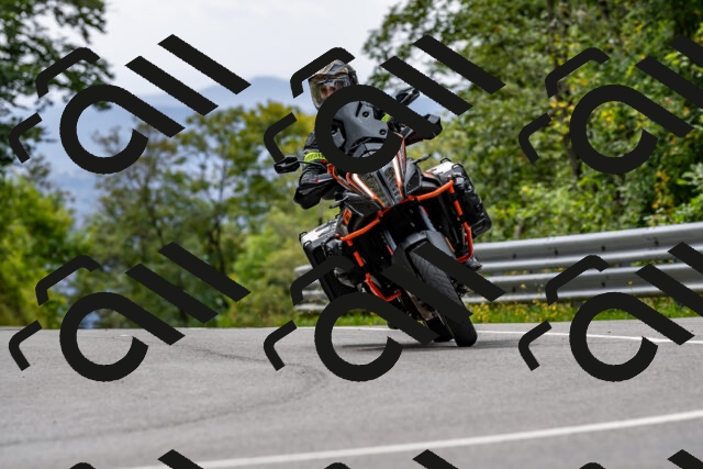 202509141256-DSC_0141_d2_