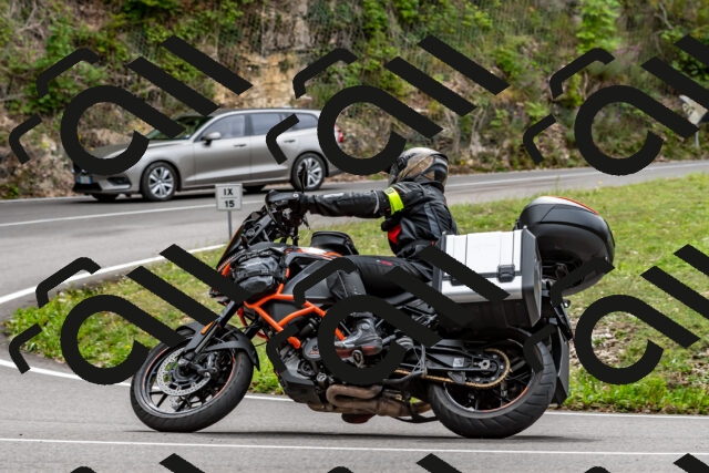 202509141256-DSC_0144_d2_