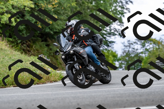 202509141443-DSC_0591_d2_