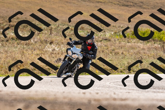 20250914095658-R01_7418_r1