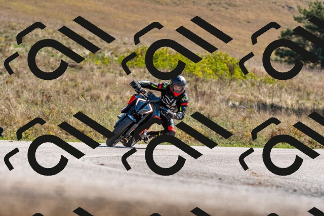 20250914104833-R01_7894_r1