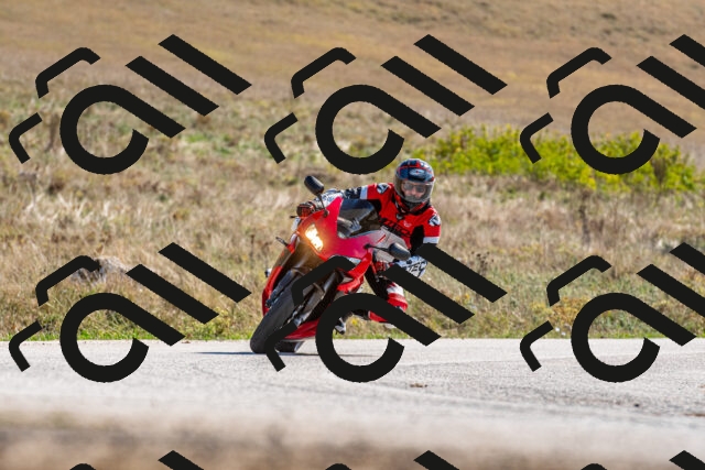 20250914104911-R01_7906_r1