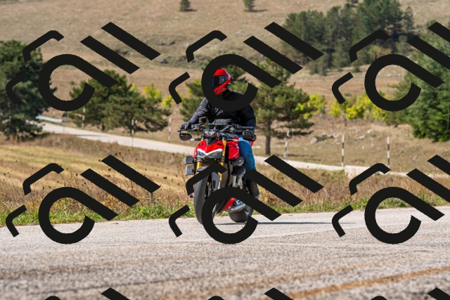 20250914114044-R01_8518_r1