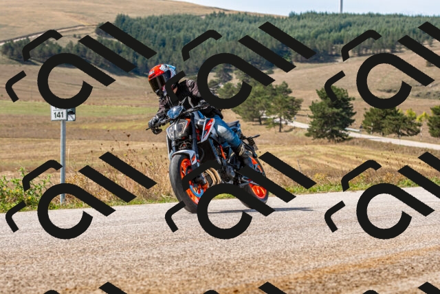 20250914114052-R01_8523_r1