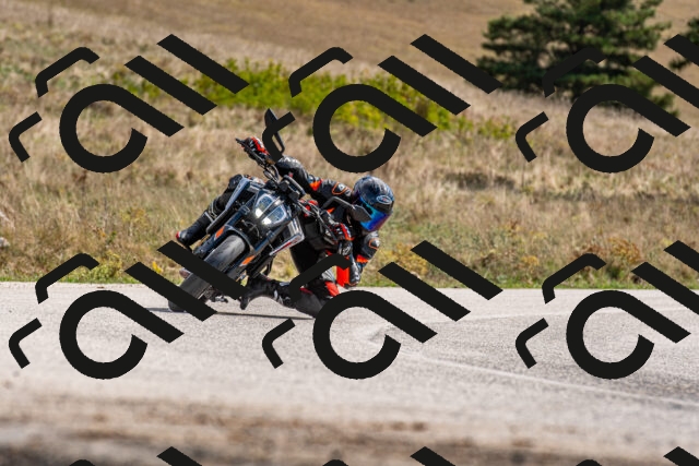 20250914120318-R01_8935_r1