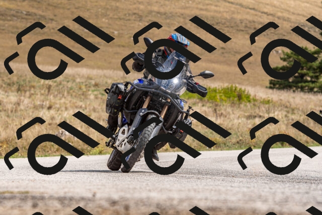 20250914124907-R01_9238_r1