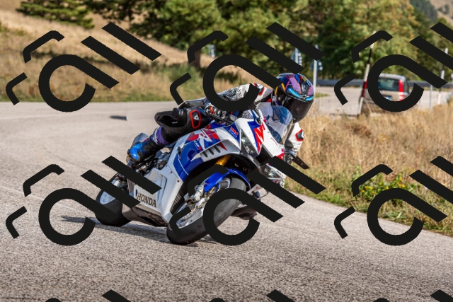 20250914152415-R01_9796_r1