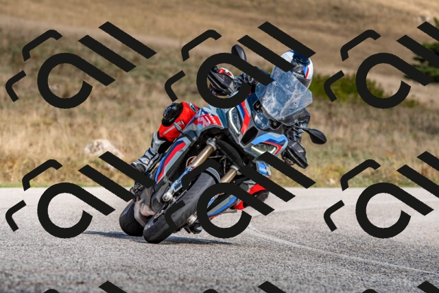 20250914152514-R01_9812_r1