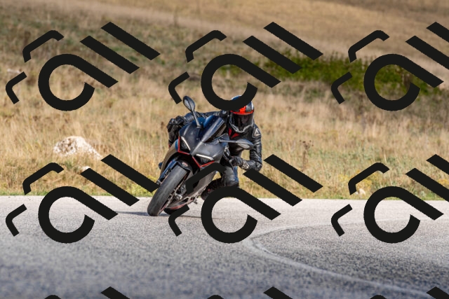 20250914152516-R01_9814_r1