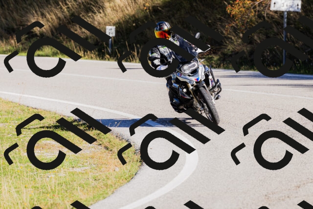 202509201009-_04A9846_c3