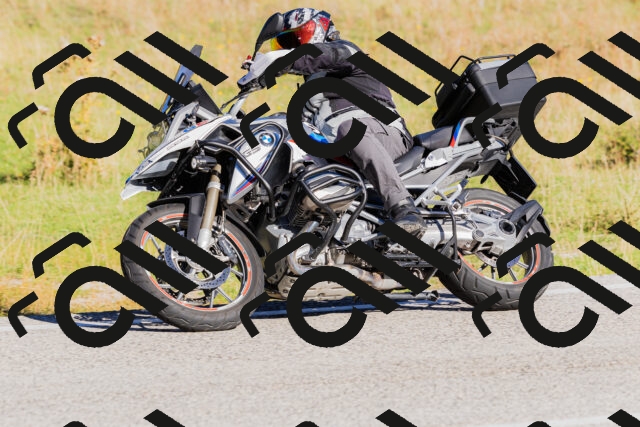 202509201009-_04A9850_c3