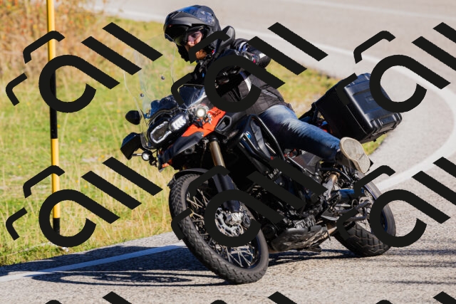 202509201010-_04A9870_c3