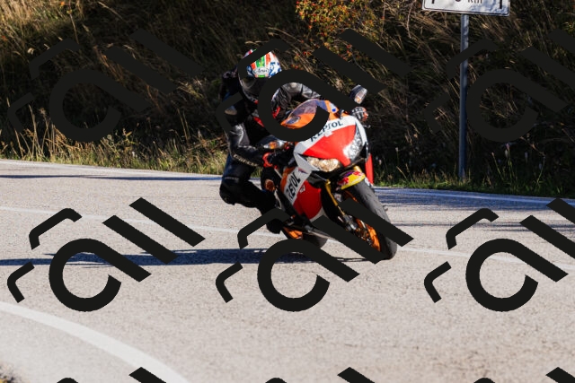 202509201011-_04A9875_c3