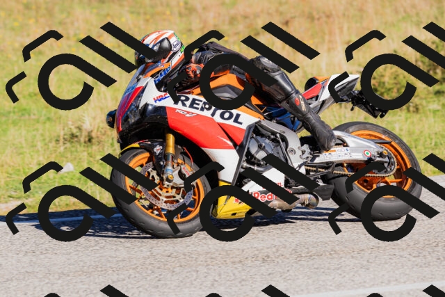 202509201011-_04A9879_c3