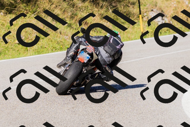 202509201011-_04A9885_c3