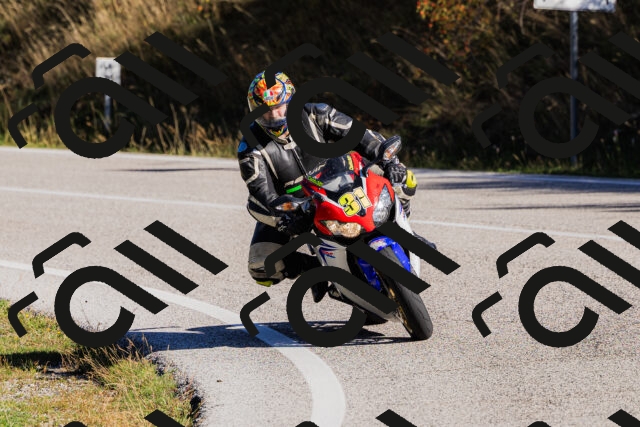 202509201011-_04A9888_c3