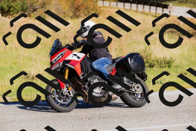 202509201011-_04A9900_c3