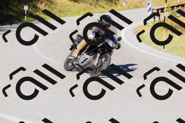 202509201013-_04A9910_c3