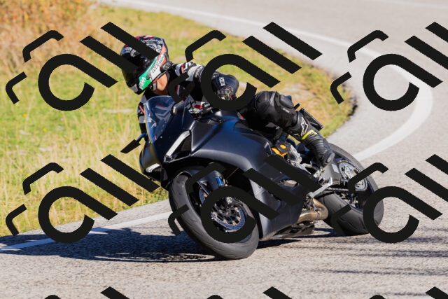 202509201013-_04A9925_c3